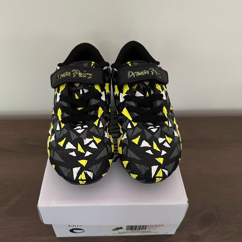 Boys Kids' Black and Yellow Soccer Cleats